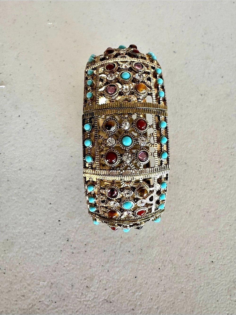 RJ Graziano Multicolor Embellished Vintage Stretch Cuff Bracelet